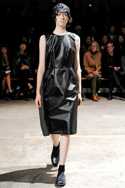 Look 29